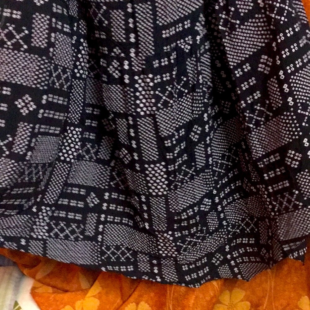 🎁⚫️Global Desi Asymmetrical Skirt⚫️ - Picture 4 of 7